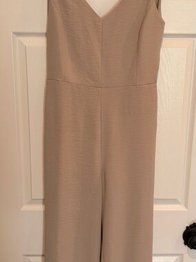 Mod Ref Sleeveless V-Neck Wide-Leg Jumpsuit in Taupe
